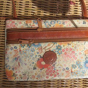 Firenz Moda flowered Italian leather small crossbody bag, nwot
